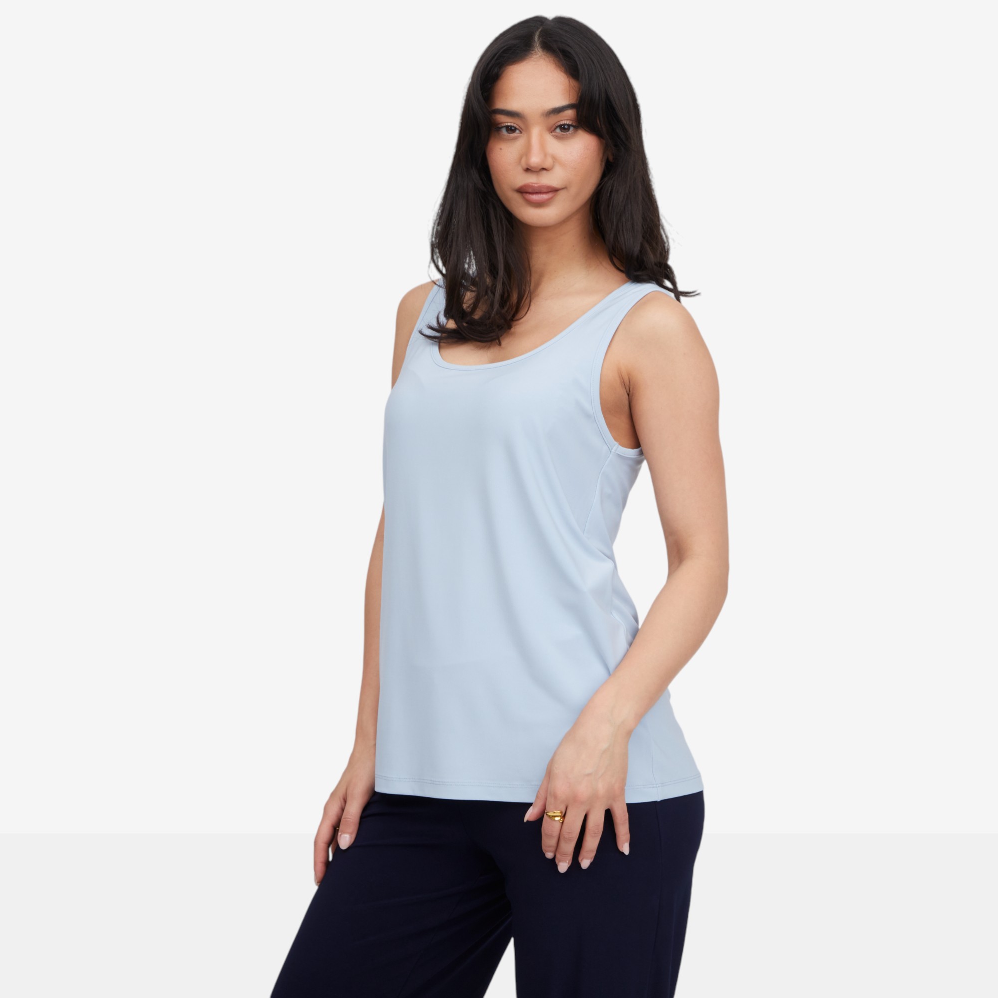 Kim & Co. Deluxe Brazil Knit Front To Back Reversible Vest Top