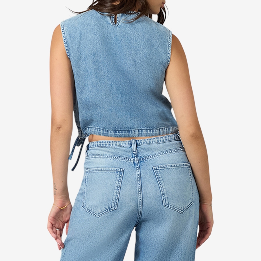 Image 119175_ALTMORE8.jpg, Product 119-175 / Price $80.00, Lola Denim Liel Cotton Twill Top from Lola Denim on TSC.ca's Fashion department