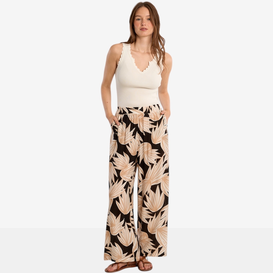 Image 119644_ALTMORE4.jpg, Product 119-644 / Price $59.88, Molly Bracken Printed Pull-On Pant from Molly Bracken on TSC.ca's Fashion department