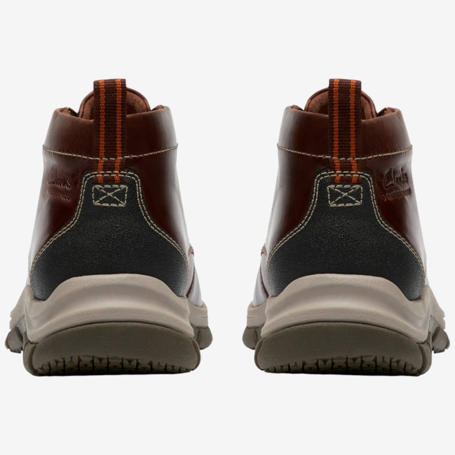 Clarks Men's Walpath Chukka Short Boot - TSC.ca