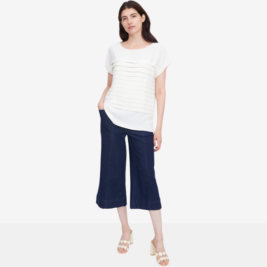 Image 119795_ALTMORE3.jpg, Product 119-795 / Price $69.99, Nina Leonard Stretch Denim Crop Jean from Nina Leonard on TSC.ca's Fashion department
