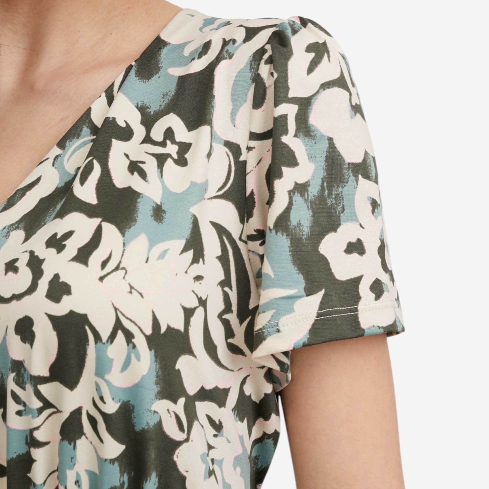 Kim & Co. Printed Brazil Knit Short Sleeve Dress - TSC.ca