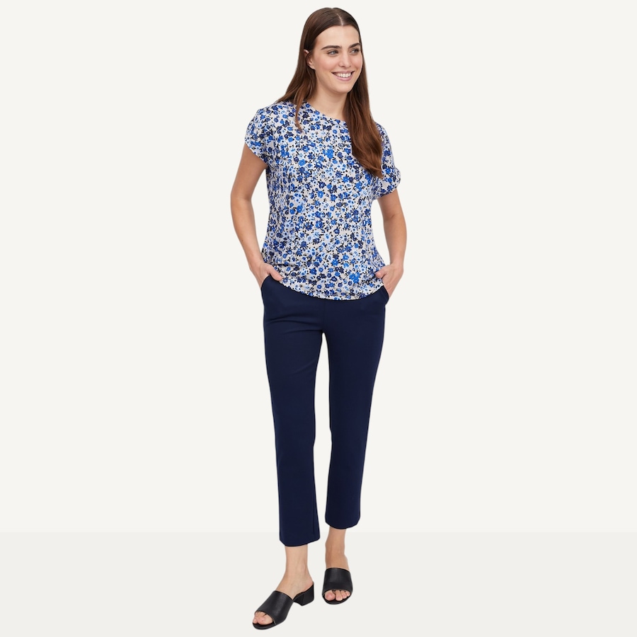 Image 119886_ALTMORE3.jpg, Product 119-886 / Price $44.88, Kim & Co. Stretch Ponte Knit Ankle Length Audrey Narrow Leg Pant from Kim & Co. on TSC.ca's Fashion department