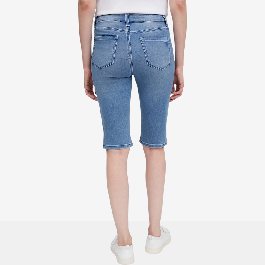 Image 119893_ALTMORE3.jpg, Product 119-893 / Price $49.88, Diane Gilman Pull-On Bermuda Short from DG2 by Diane Gilman on TSC.ca's Fashion department