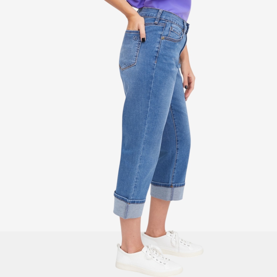 Image 119900_ALTMORE2.jpg, Product 119-900 / Price $54.88, Diane Gilman Cuffed Girlfriend Crop Jean from DG2 by Diane Gilman on TSC.ca's Fashion department