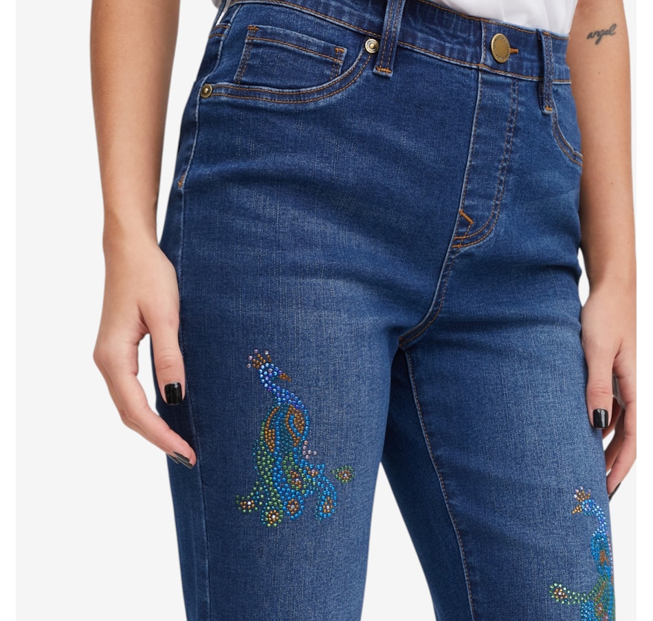 Image 119909_ALTMORE1.jpg, Product 119-909 / Price $79.99, Diane Gilman Crystal Embellished Pull-On Bermuda Short from DG2 by Diane Gilman on TSC.ca's Fashion department