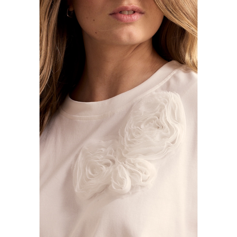 Image 120434_ALTMORE5.jpg, Product 120-434 / Price $44.88, Tramontana Flower Detail T-Shirt from Tramontana on TSC.ca's Fashion department
