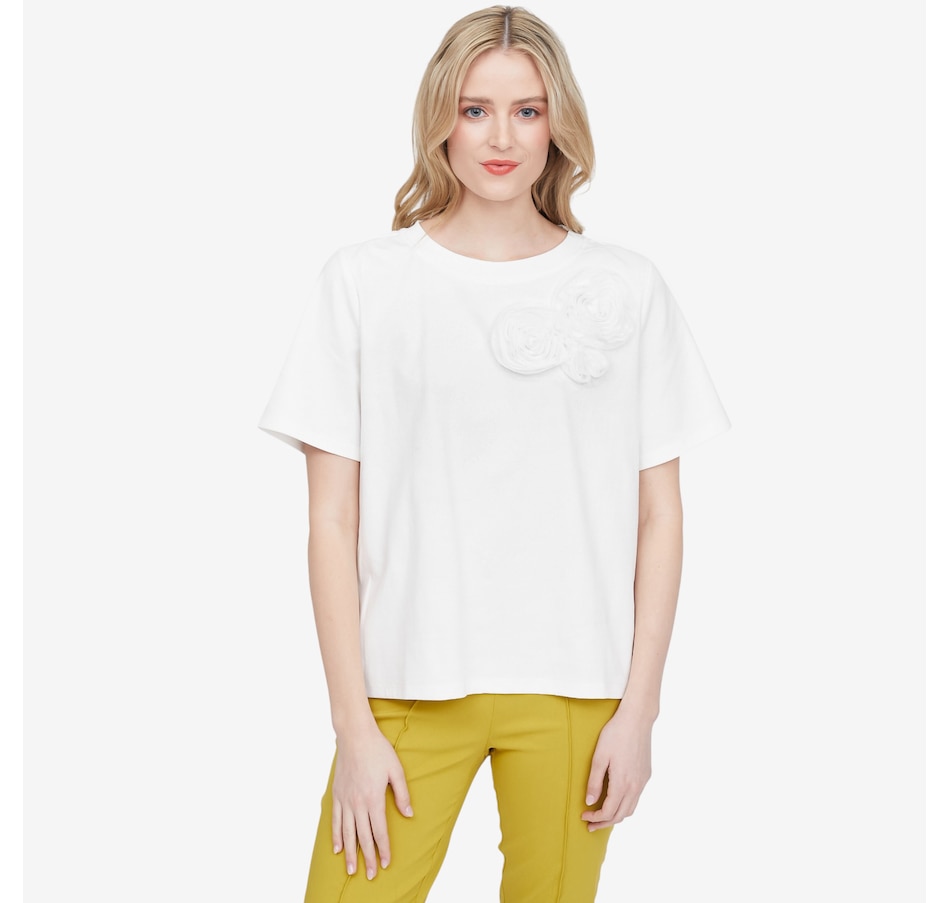 Image 120434_OWH.jpg, Product 120-434 / Price $44.88, Tramontana Flower Detail T-Shirt from Tramontana on TSC.ca's Fashion department