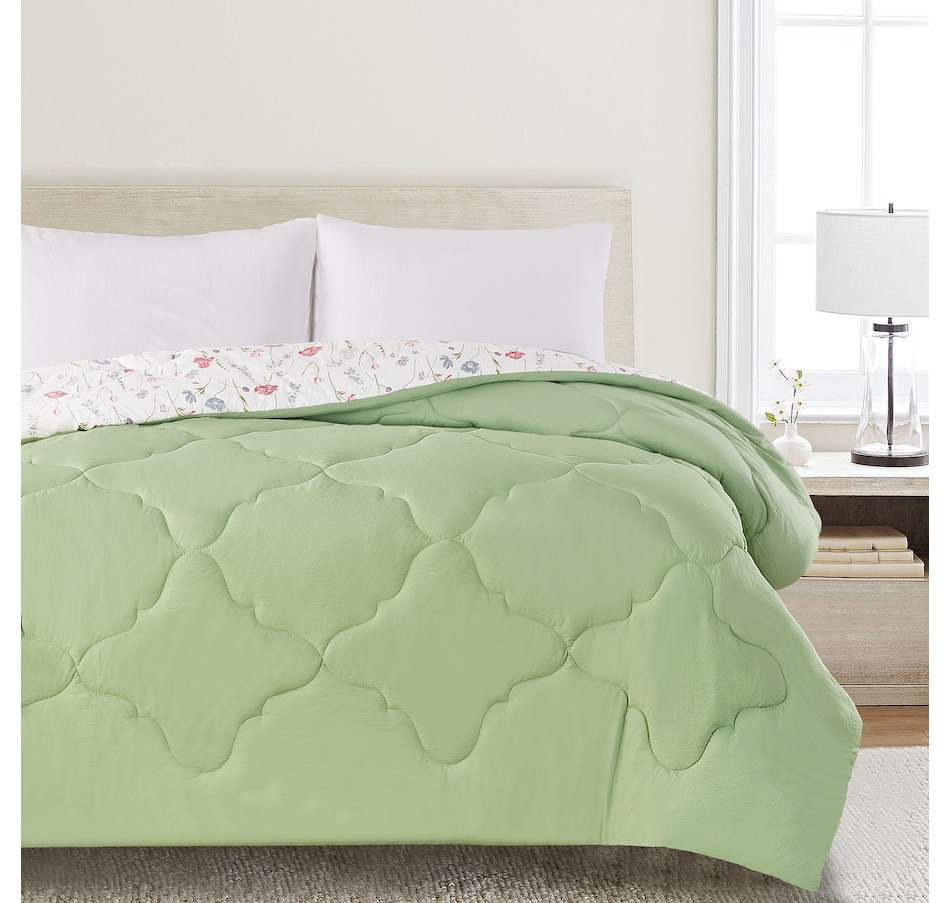 Image 120528_FRLSE.jpg, Product 120-528 / Price $99.99, Claro Living Home Reversible Comforter from Claro Living Home on TSC.ca's Home & Garden department
