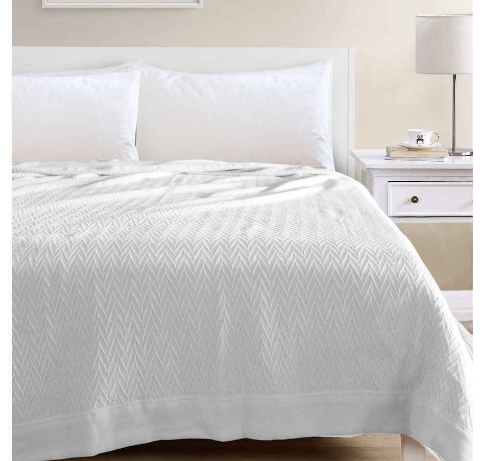 Image 120564_COD.jpg, Product 120-564 / Price $79.99, Home Suite Essentials Cotton Blanket from Home Suite on TSC.ca's Home & Garden department
