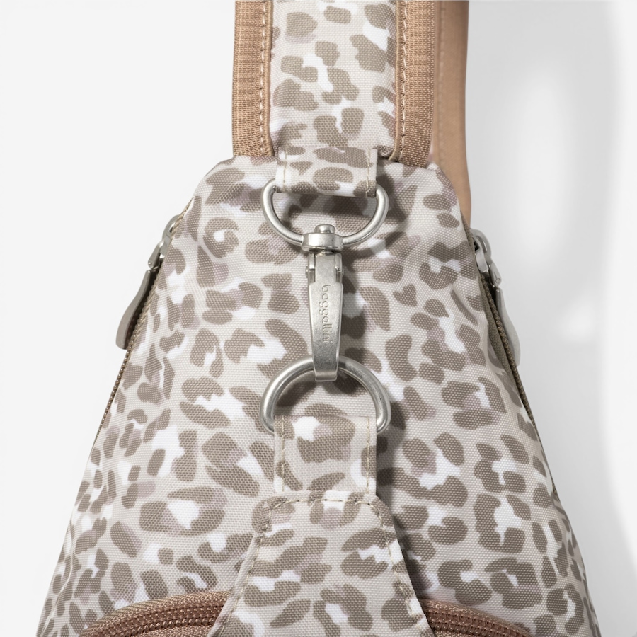 Image 120837_ALTMORE15.jpg, Product 120-837 / Price $140.00, Baggallini Central Park Sling from Baggallini on TSC.ca's Home & Garden department