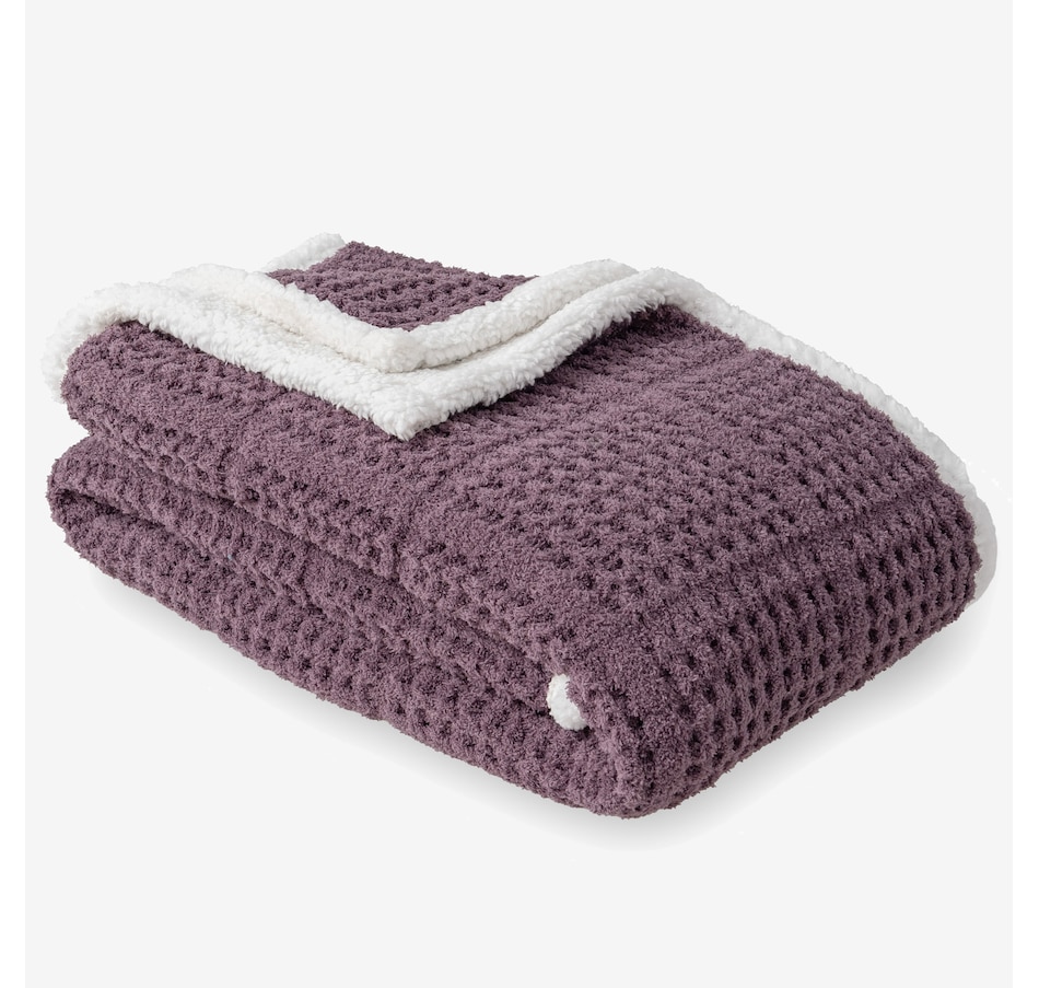 Image 120865_ALTMORE10.jpg, Product 120-865 / Price $49.99, Home Suite Window Pane Waffle Knit Throw from Home Suite on TSC.ca's Home & Garden department