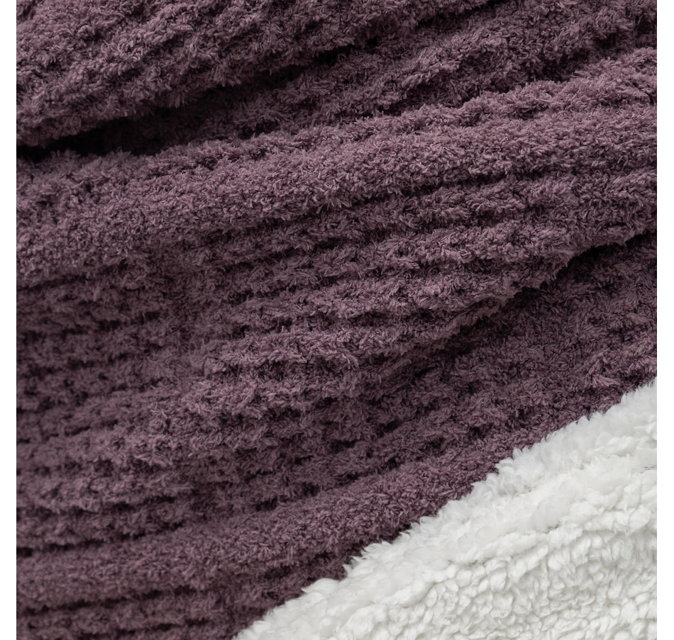 Image 120865_ALTMORE7.jpg, Product 120-865 / Price $49.99, Home Suite Window Pane Waffle Knit Throw from Home Suite on TSC.ca's Home & Garden department