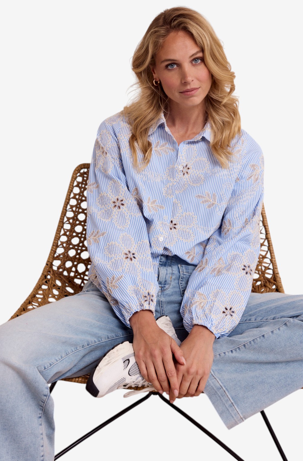 Tramontana Flower Embroidery Blouse - TSC.ca