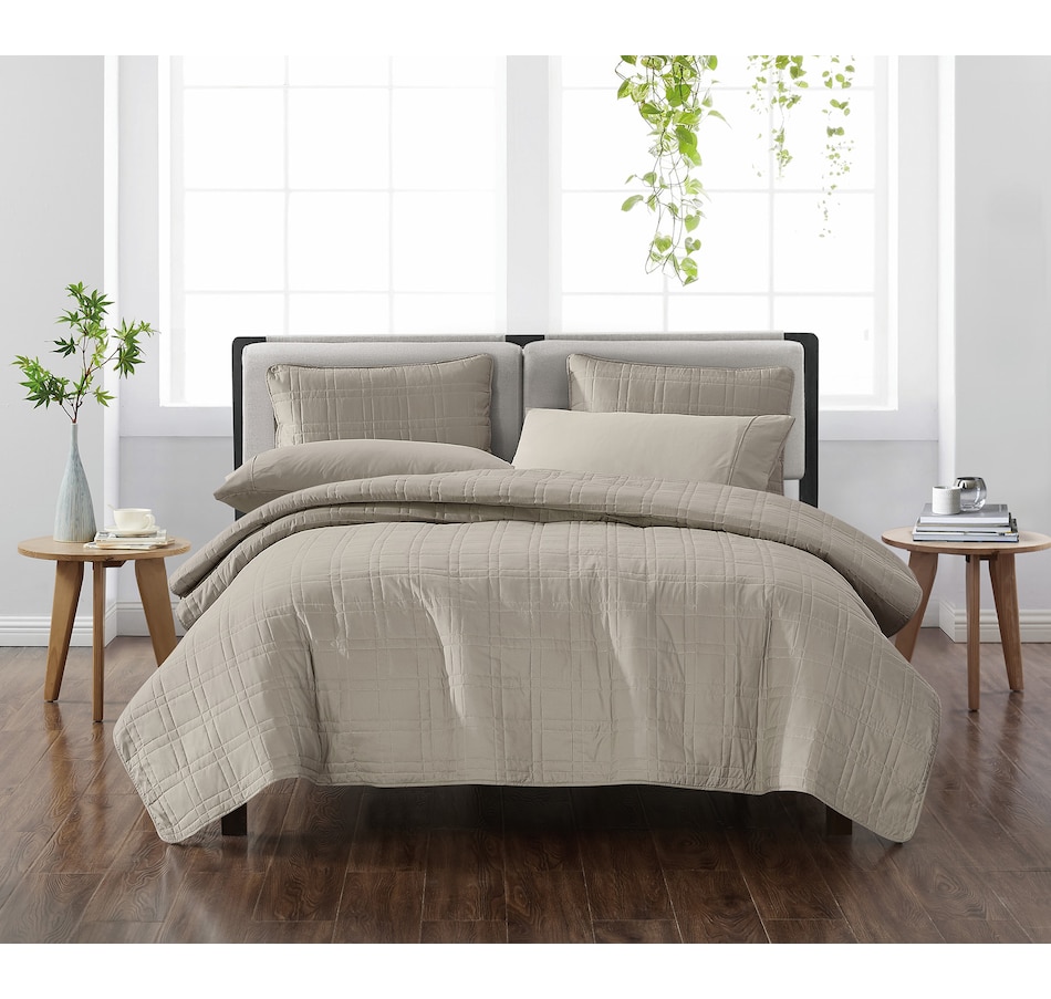 Image 120999_GRY.jpg, Product 120-999 / Price $89.99 - $129.99, Cannon Home Quilt Set from Cannon Home on TSC.ca's Home & Garden department