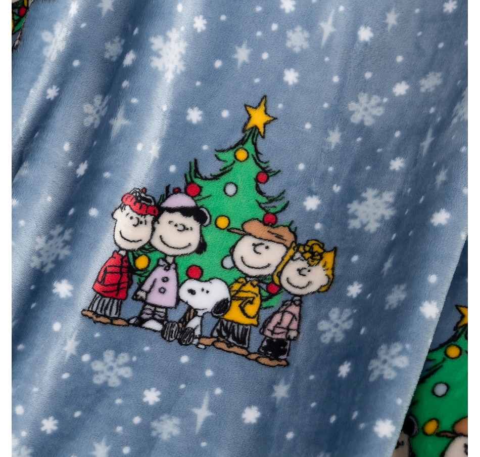 Image 121003_ALTMORE1.jpg, Product 121-003 / Price $24.99, Berkshire Blankets Peanuts Christmas Throw from Berkshire on TSC.ca's Home & Garden department