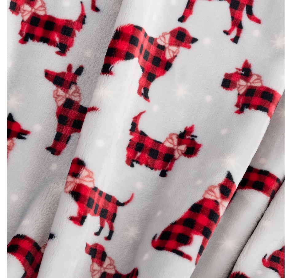Image 121004_ALTMORE4.jpg, Product 121-004 / Price $29.99, Berkshire Blankets Whimsical Holiday Plush Throw from Berkshire on TSC.ca's Home & Garden department