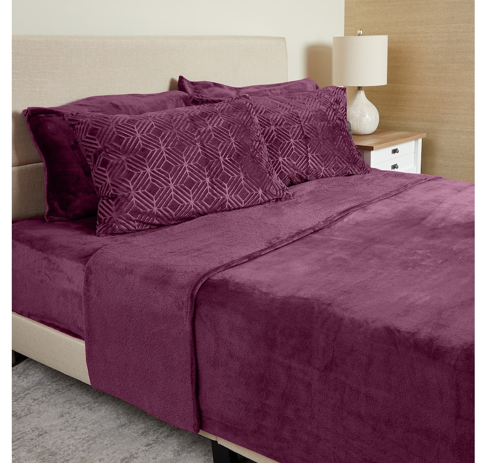 Image 121132_PLM.jpg, Product 121-132 / Price $85.00 - $100.00, Home Suite Mink 6-Piece Sheet Set from Home Suite on TSC.ca's Home & Garden department