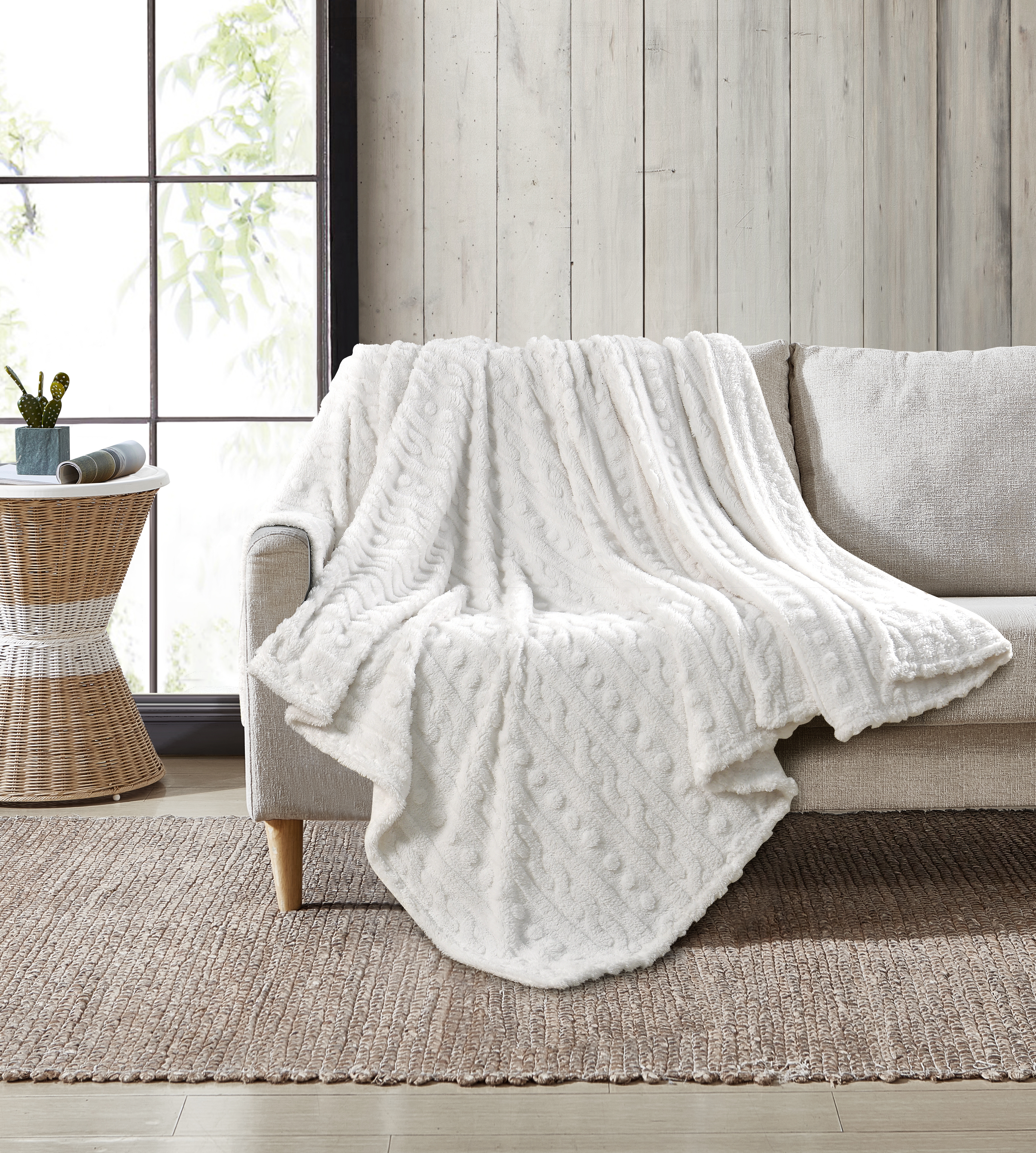 Coleman Jacquard Sherpa Blanket - TSC.ca