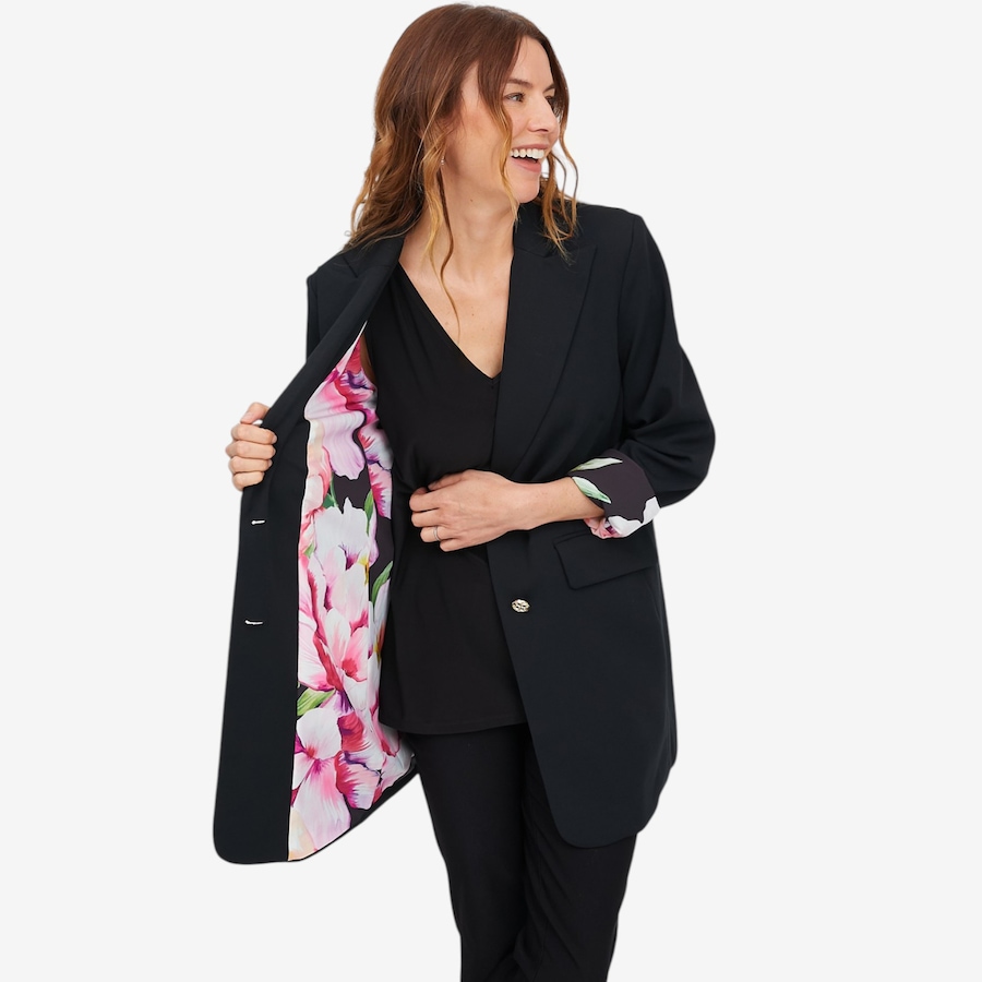 Image 121217_ALTMORE4.jpg, Product 121-217 / Price $59.88, C Wonder Crepe Blazer with Printed Lining from C. Wonder on TSC.ca's Fashion department