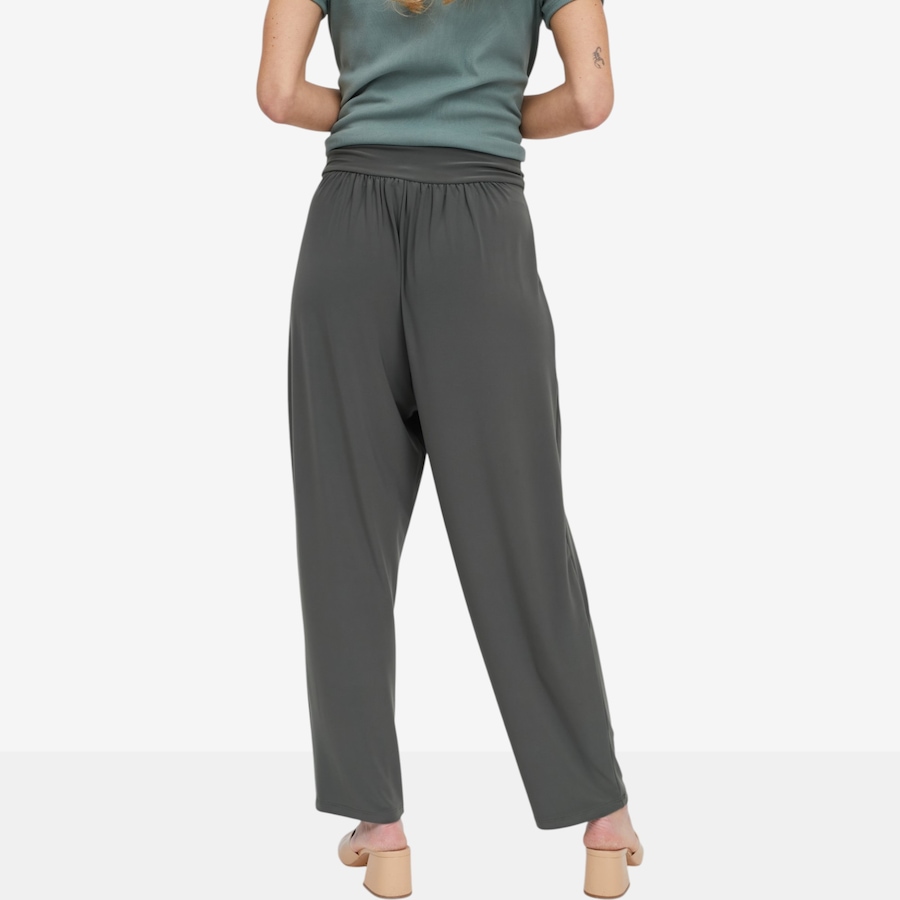 Image 121474_ALTMORE2.jpg, Product 121-474 / Price $39.88, Kim & Co. Deluxe Brazil Knit Ankle Length Wellness Pant from Kim & Co. on TSC.ca's Fashion department