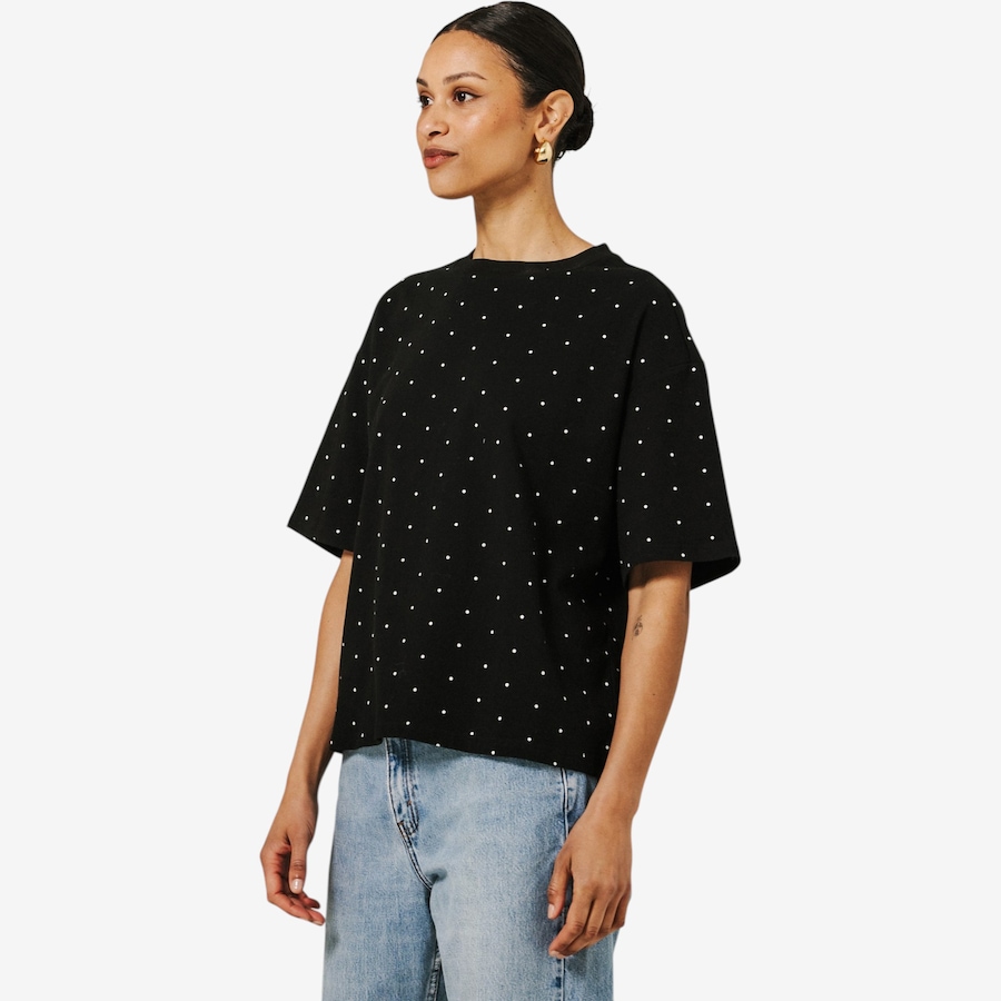 Image 121557_ALTMORE3.jpg, Product 121-557 / Price $77.00, Brunette The Label Boxy Tee from Brunette The Label on TSC.ca's Fashion department
