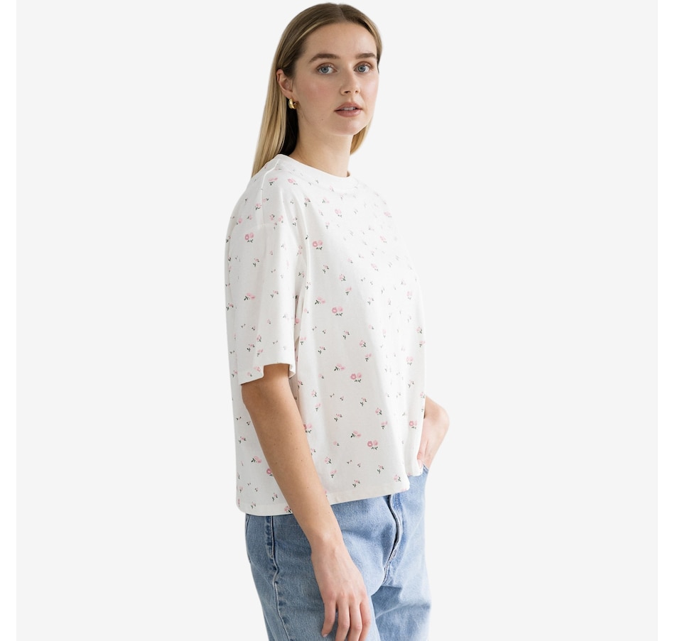 Image 121559_ALTMORE1.jpg, Product 121-559 / Price $89.00, Brunette The Label Floral Boxy Tee from Brunette The Label on TSC.ca's Fashion department