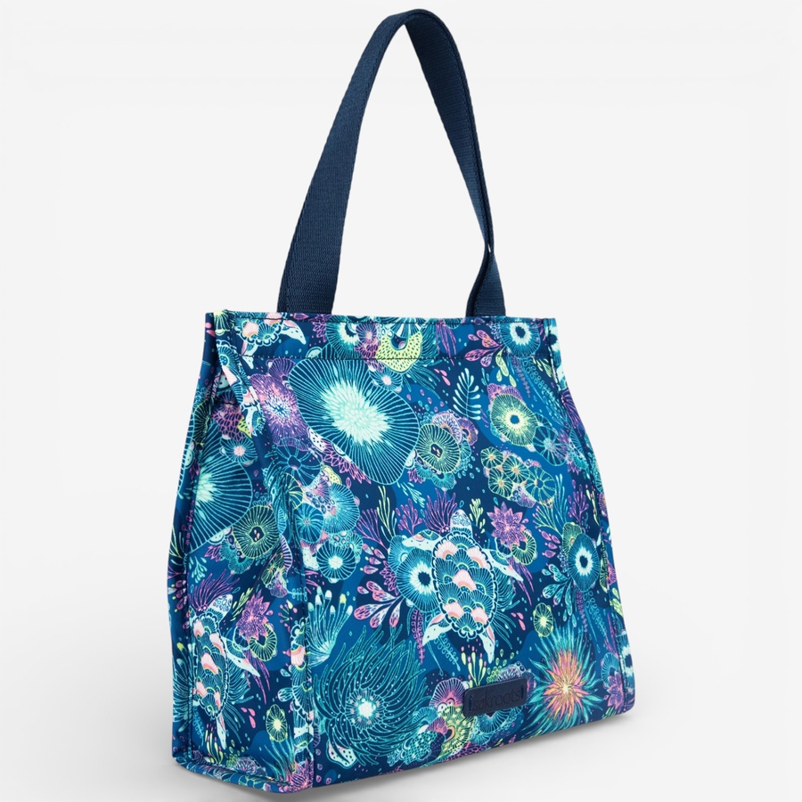 Image 121633_ALTMORE3.jpg, Product 121-633 / Price $39.99, sakroots On-The-Go Lunch Bag from sakroots on TSC.ca's Fashion department
