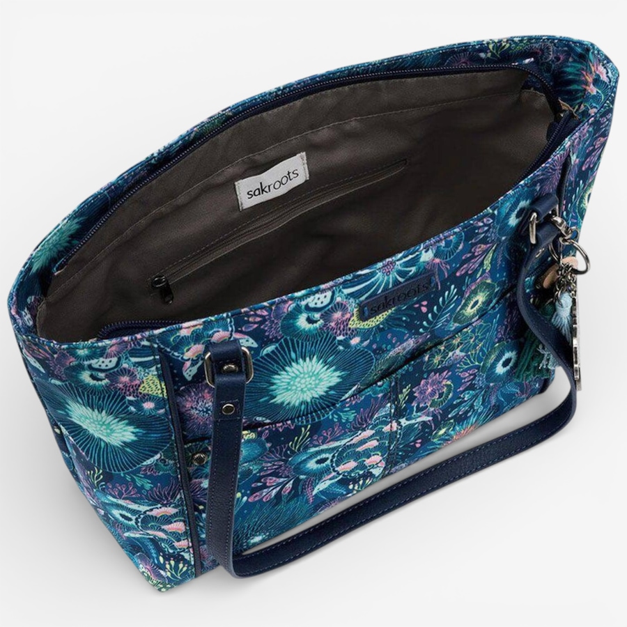 Image 121636_ALTMORE9.jpg, Product 121-636 / Price $49.88, sakroots Metro Tote from sakroots on TSC.ca's Fashion department