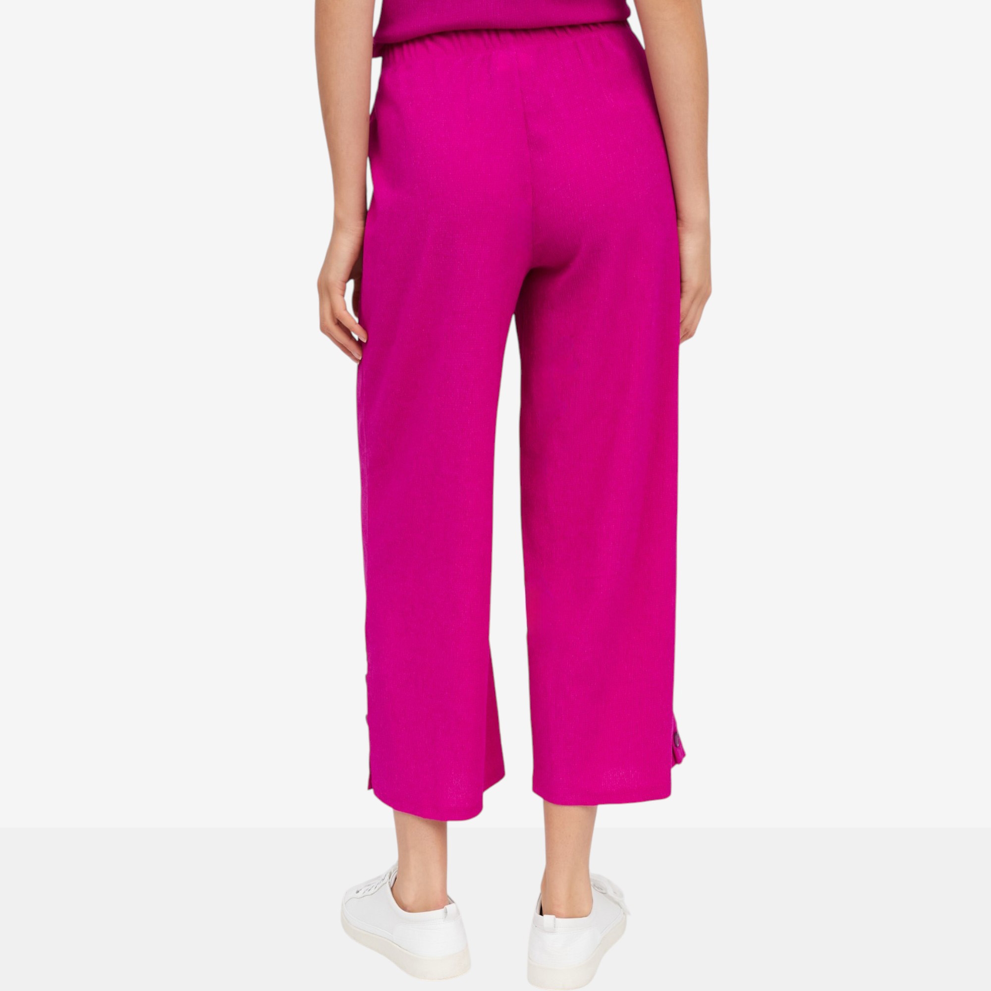 Kim & Co. Stretch Crinkle Knit Cropped Pant with Button Detail