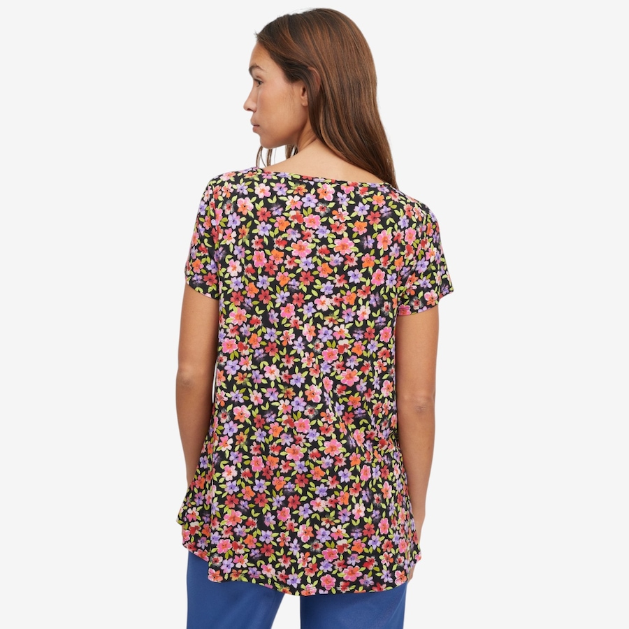 Image 121751_ALTMORE2.jpg, Product 121-751 / Price $29.88, Kim & Co. Printed Brazil Knit Short Sleeve Hi-Low Top from Kim & Co. on TSC.ca's Fashion department
