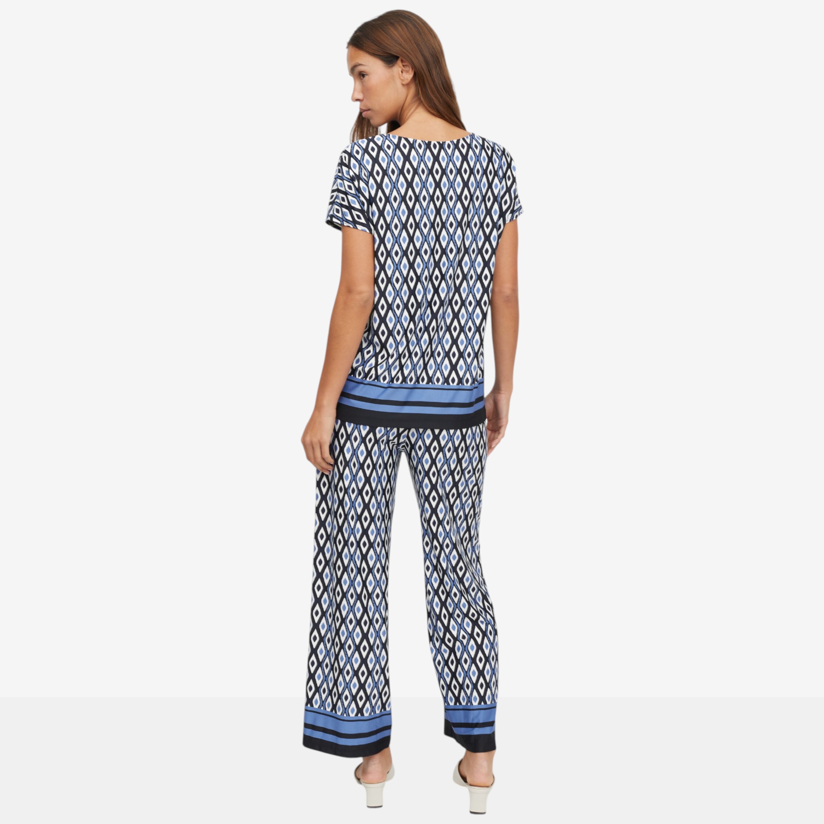 Kim & Co. Border Print Brazil Knit Jersey - TSC.ca