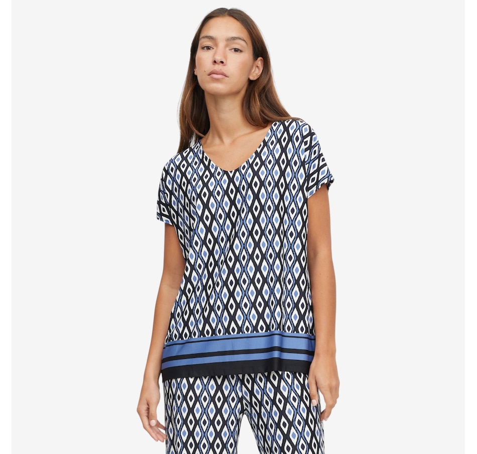 Image 121752_BLMU.jpg, Product 121-752 / Price $49.99, Kim & Co. Border Print Brazil Knit Jersey from Kim & Co. on TSC.ca's Fashion department