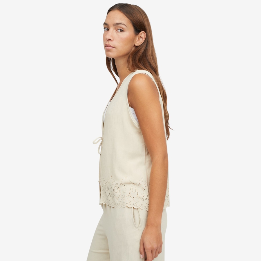 Image 121756_ALTMORE2.jpg, Product 121-756 / Price $34.88, Kim & Co. Crinkle Poplin Front Tie Waistcoat with Eyelet Hem from Kim & Co. on TSC.ca's Fashion department