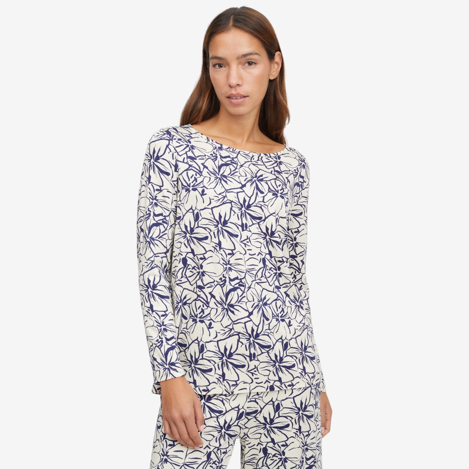 Kim & Co. Viscose Jersey Long Sleeve Top - TSC.ca