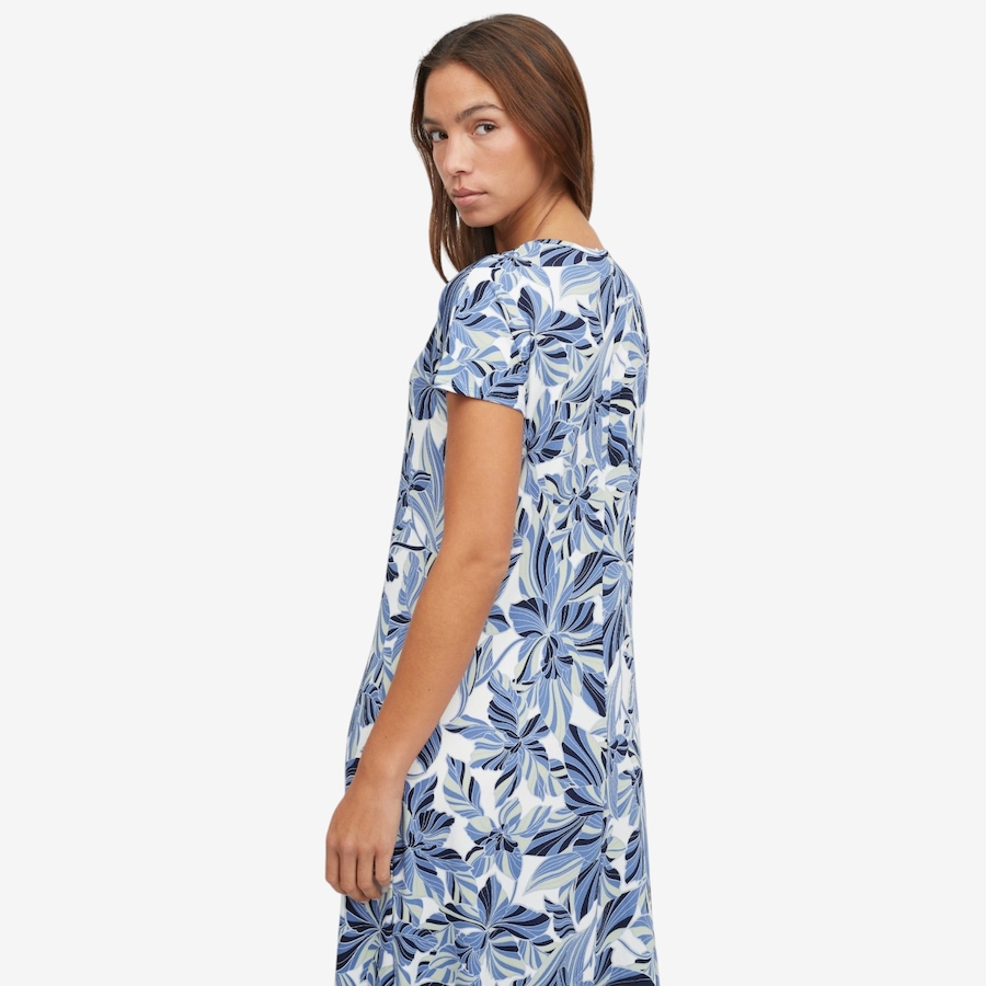 Image 121766_ALTMORE4.jpg, Product 121-766 / Price $84.99, Kim & Co. Printed Brazil Knit Short Dolman Sleeve Maxi Dress from Kim & Co. on TSC.ca's Fashion department