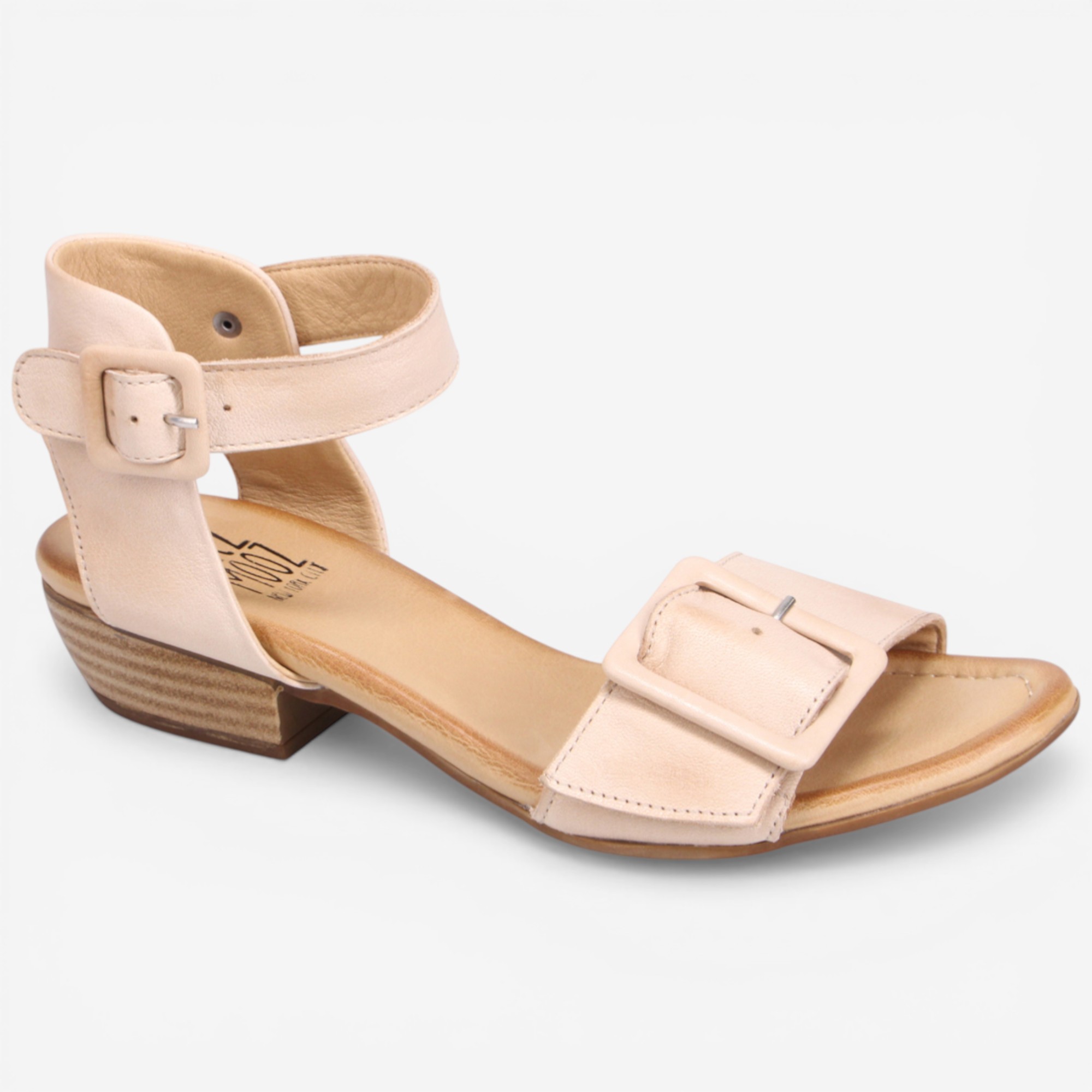 myie0 Miz Mooz Chessie Sandal - TSC.ca