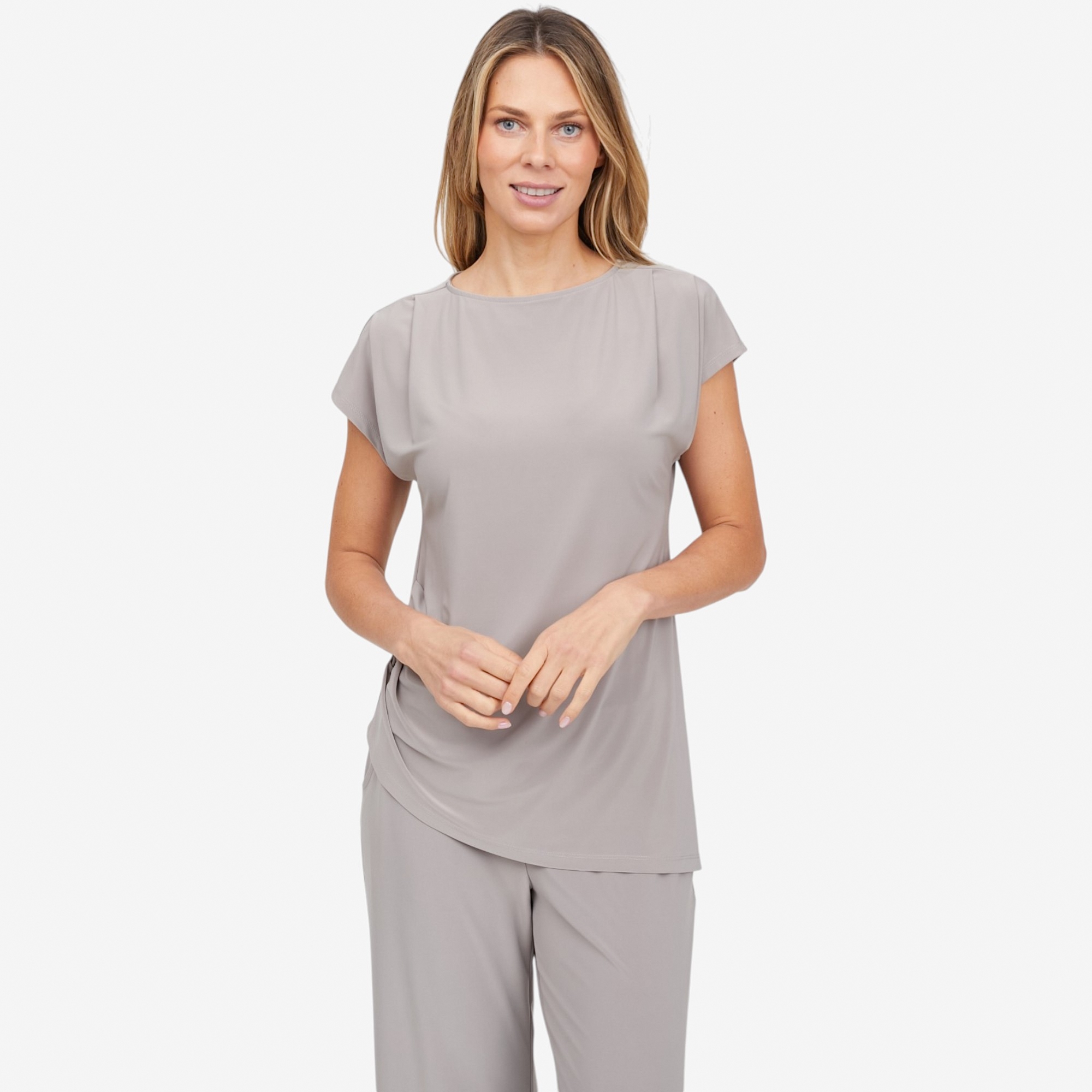 Carrie O Sleeveless Ruffino Knit Asymmetrical Hem Top - TSC.ca