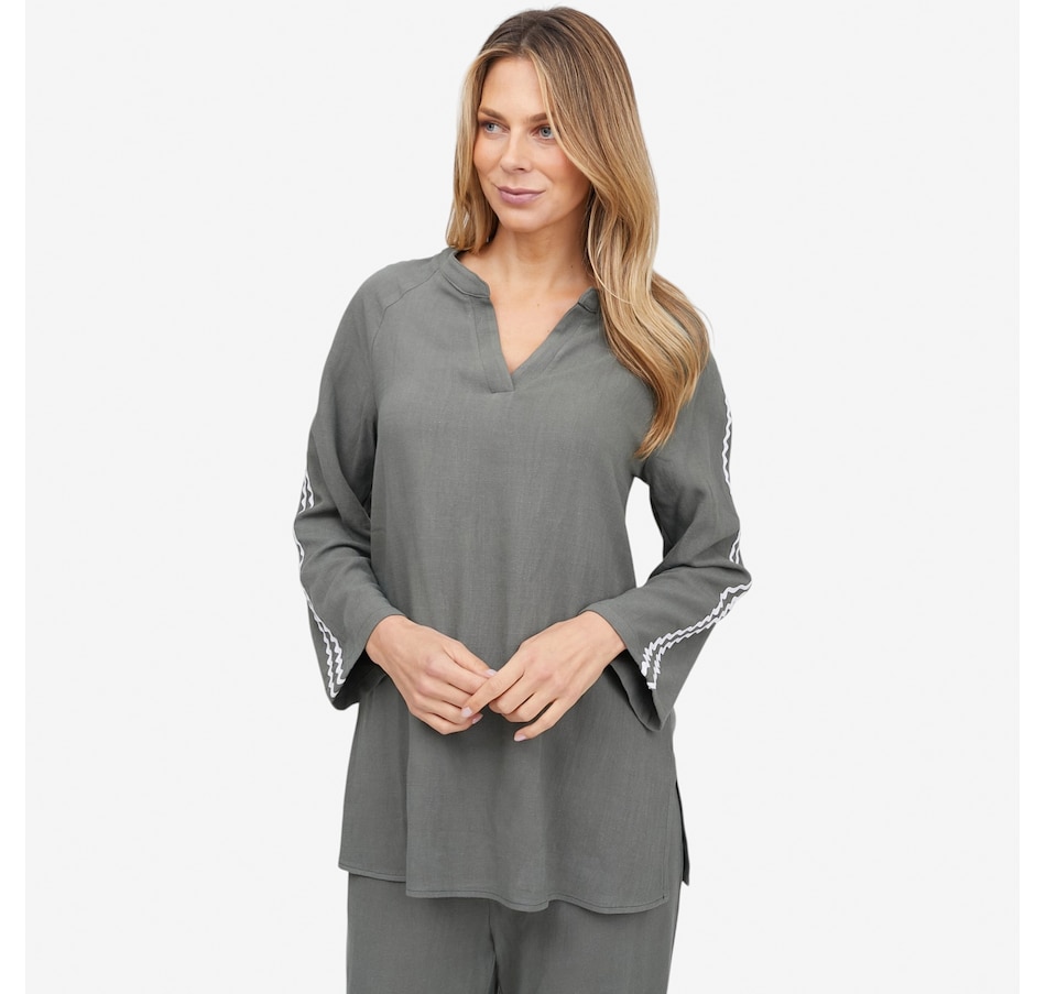 Image 121896_TYM.jpg, Product 121-896 / Price $99.99, Carrie-O Linen Blend Tunic with Rick Rack Trim from Carrie O on TSC.ca's Fashion department