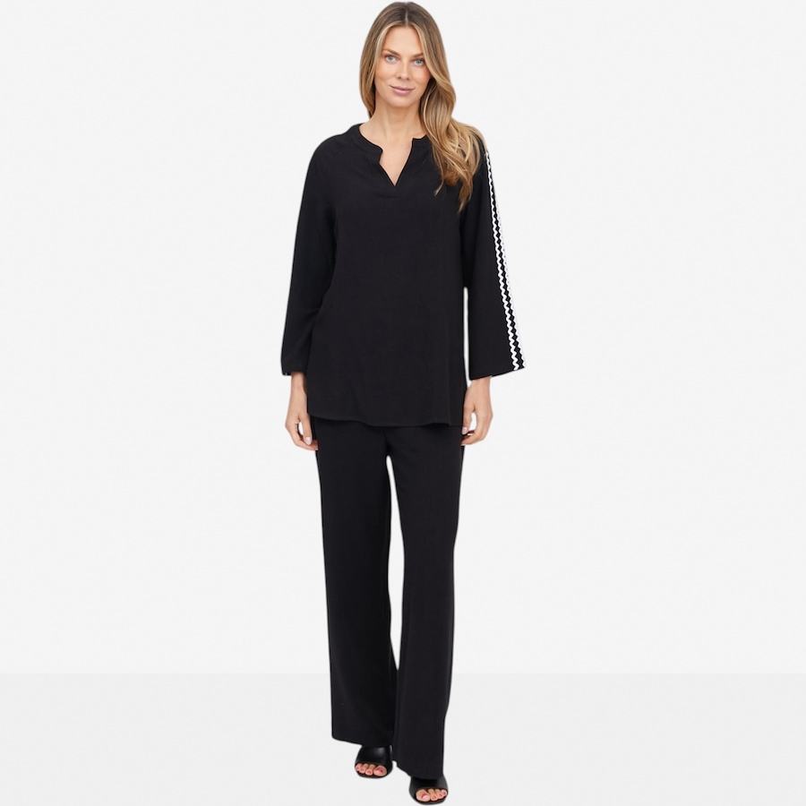 Image 121897_ALTMORE1.jpg, Product 121-897 / Price $59.88, Carrie-O Linen Blend Wide Leg Pant with Smocked Waist Detail from Carrie O on TSC.ca's Fashion department