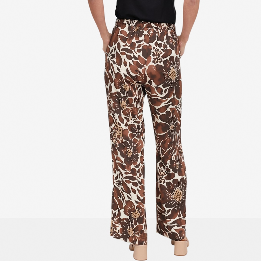 Image 121899_ALTMORE2.jpg, Product 121-899 / Price $54.88, Carrie O Viscose Bold Floral Print Wide Leg Pant with Pockets from Carrie O on TSC.ca's Fashion department