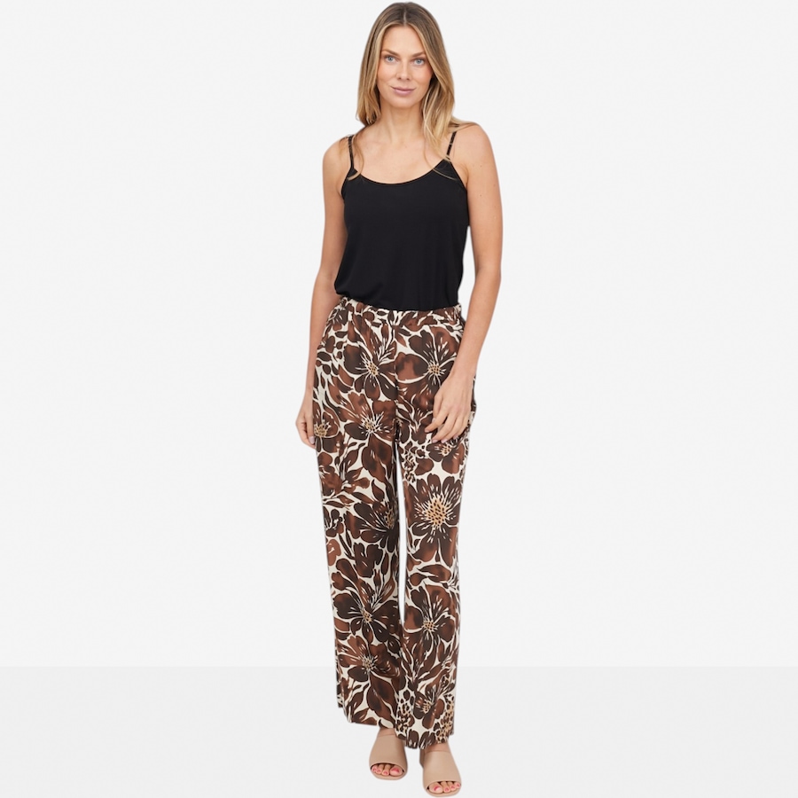 Image 121899_ALTMORE3.jpg, Product 121-899 / Price $54.88, Carrie O Viscose Bold Floral Print Wide Leg Pant with Pockets from Carrie O on TSC.ca's Fashion department