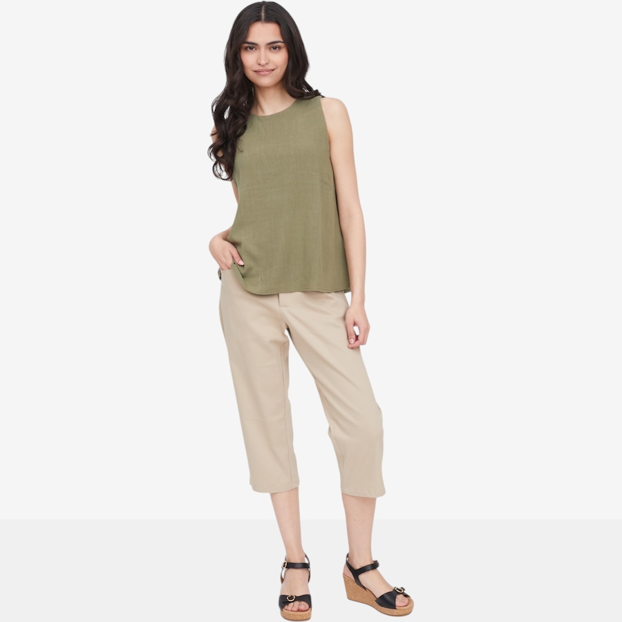 Image 121946_ALTMORE1.jpg, Product 121-946 / Price $89.99, Legacy Malibu Super Stretch Crop Pant from Legacy on TSC.ca's Fashion department