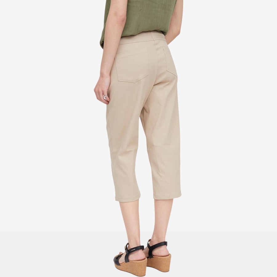 Image 121946_ALTMORE3.jpg, Product 121-946 / Price $89.99, Legacy Malibu Super Stretch Crop Pant from Legacy on TSC.ca's Fashion department