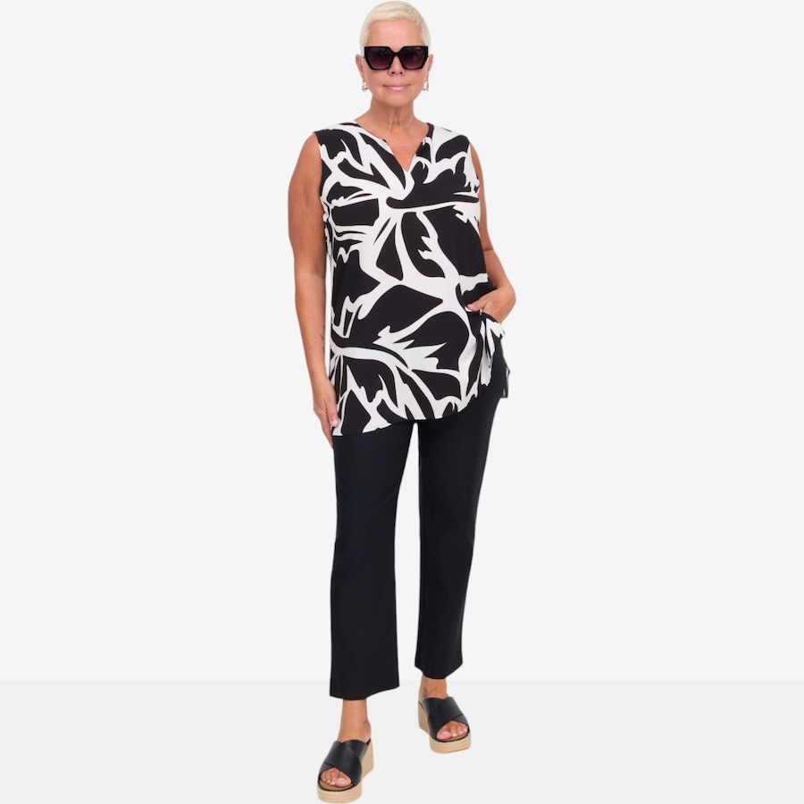 Image 122026_ALTMORE2.jpg, Product 122-026 / Price $79.99, Carrie O Sleeveless Print Tunic from Carrie O on TSC.ca's Fashion department