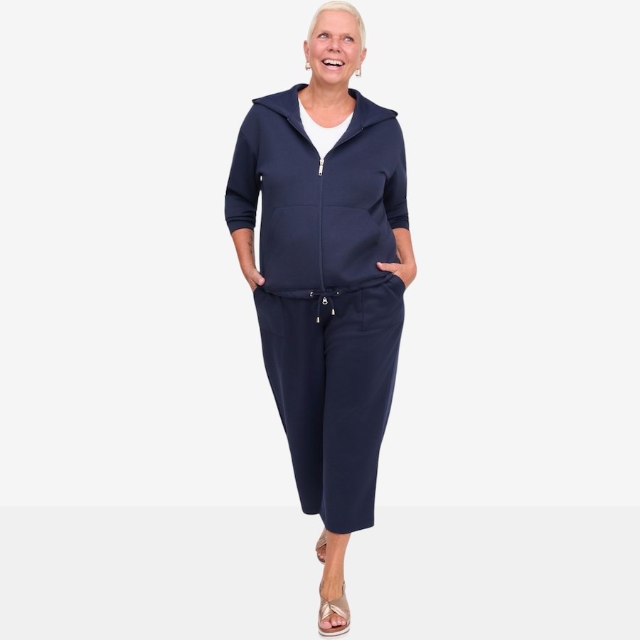 Image 122029_ALTMORE1.jpg, Product 122-029 / Price $89.99, Carrie O Super Soft Luxe Scuba Crop Pant from Carrie O on TSC.ca's Fashion department