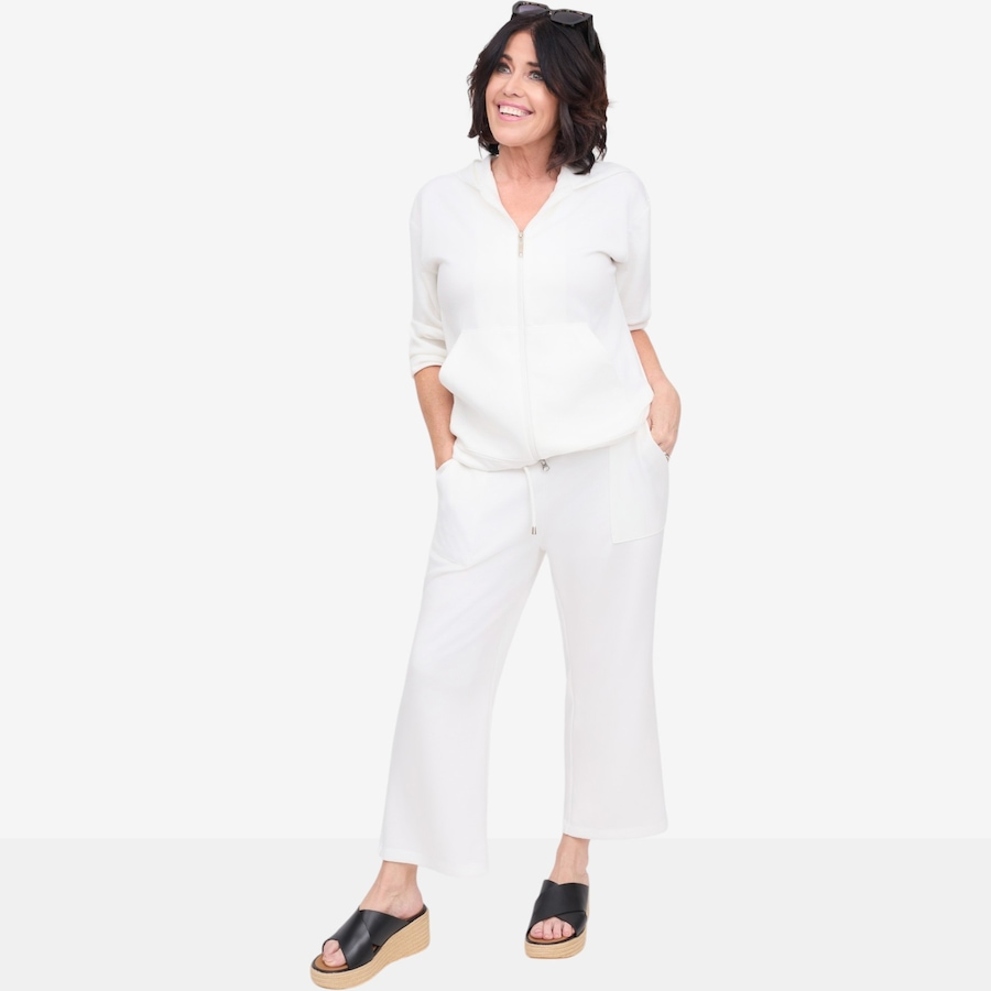 Image 122029_ALTMORE3.jpg, Product 122-029 / Price $89.99, Carrie O Super Soft Luxe Scuba Crop Pant from Carrie O on TSC.ca's Fashion department