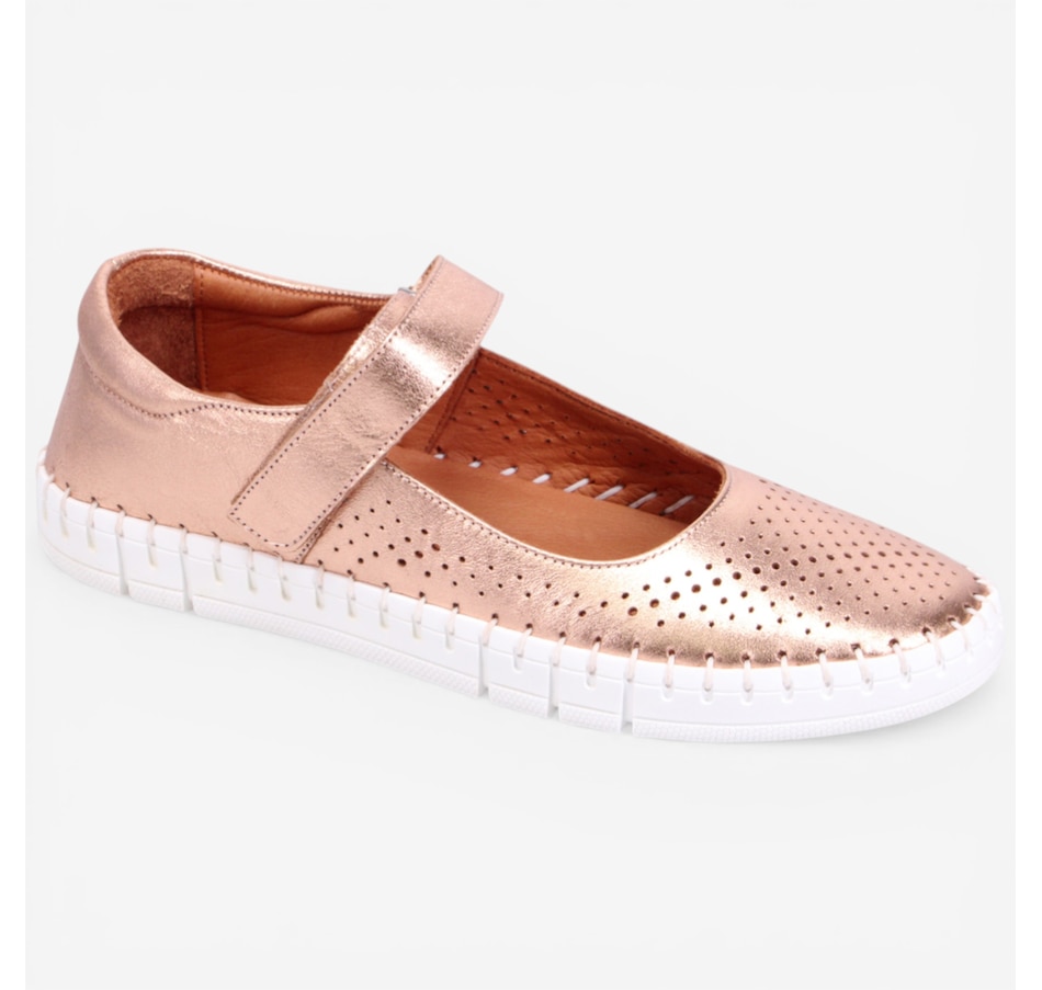 Image 122188_RGL.jpg, Product 122-188 / Price $134.95, Miz Mooz Tessa Mary Jane from Miz Mooz on TSC.ca's Shoes department