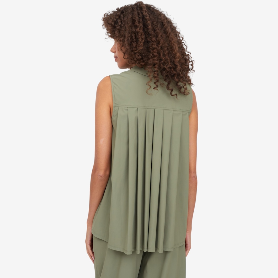 Image 122301_ALTMORE6.jpg, Product 122-301 / Price $74.90, Wynne Layers Stretch Tech Pleated Top from Wynnelayers on TSC.ca's Fashion department