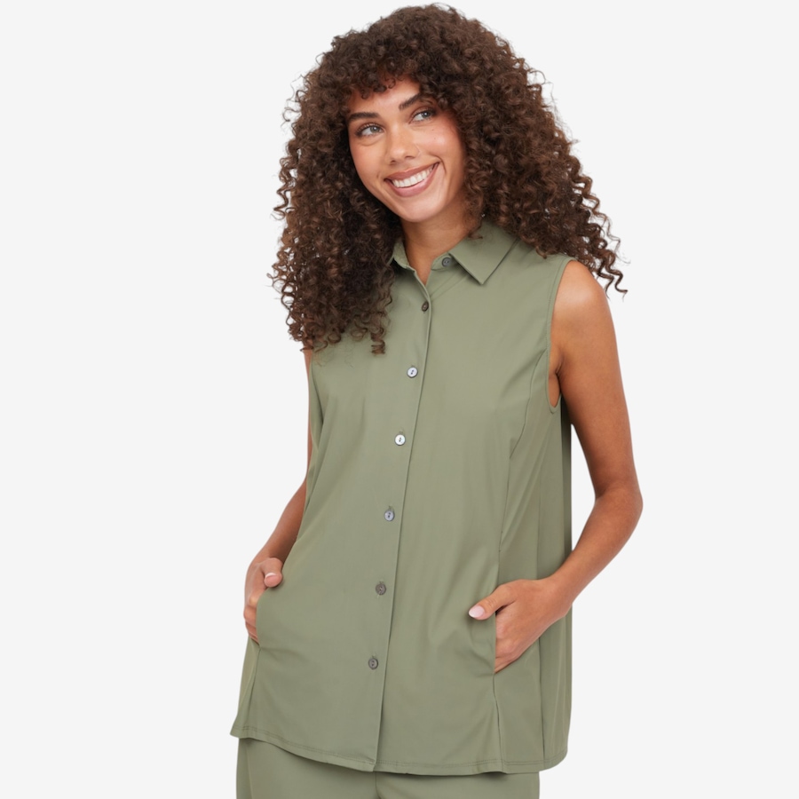 Image 122301_GRNOE.jpg, Product 122-301 / Price $74.90, Wynne Layers Stretch Tech Pleated Top from Wynnelayers on TSC.ca's Fashion department
